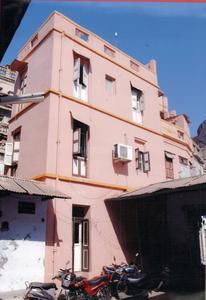 1 RK Independent House