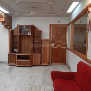 Gallery Cover Image of 950 Sq.ft 2 BHK Apartment for rent in Yashodham Complex, Goregaon East for 32000