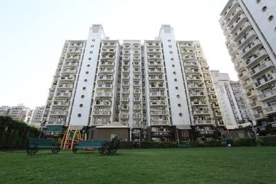 6 BHK Apartment