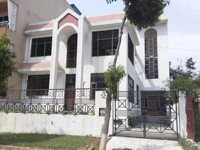 4 BHK Villa