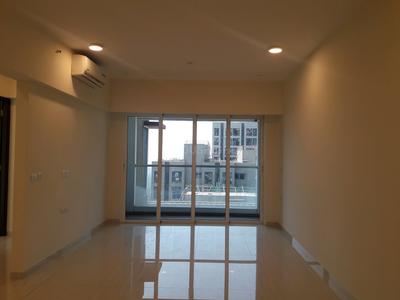 Gallery Cover Image of 1400 Sq.ft 3 BHK Apartment for buy in Malad East for 25000000