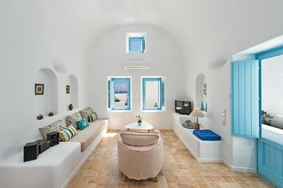 Gallery Cover Image of 3250 Sq.ft 3 BHK Apartment for rent in Basavanagudi for 125000
