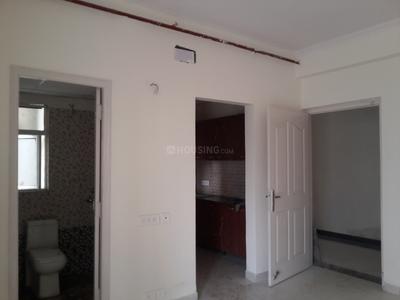 Gallery Cover Image of 615 Sq.ft 1 BHK Apartment for buy in Sector 75 for 2890500