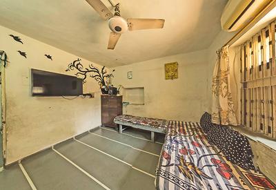 Gallery Cover Image of 1575 Sq.ft 6 BHK Independent House for buy in Amraiwadi for 6600100