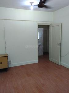 Gallery Cover Image of 800 Sq.ft 2 BHK Apartment for buy in Prabhadevi for 40000000