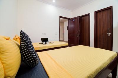 Bedroom Image of Oyo Life Grg1609 in Sector 62