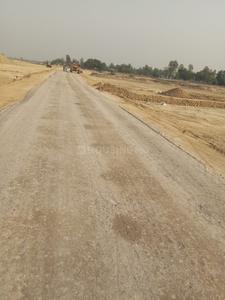 Gallery Cover Image of Sq.ft Residential Plot for buy in Golf City for 2100000