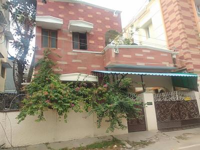 Gallery Cover Image of 1800 Sq.ft 2 BHK Independent House for buy in Velachery for 21000000