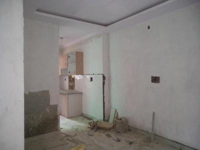Gallery Cover Image of 450 Sq.ft 2 BHK Apartment for buy in Dwarka Mor for 2650000