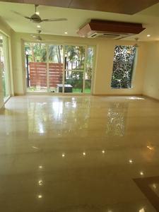 5+ BHK Independent House