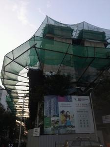Gallery Cover Image of 950 Sq.ft 2 BHK Apartment for buy in Andheri West for 18000000