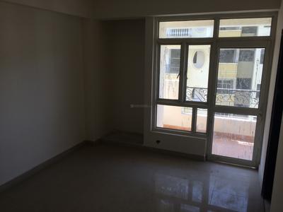 Gallery Cover Image of 1082 Sq.ft 2 BHK Apartment for buy in Siwaya-Jamalullapur for 2300000