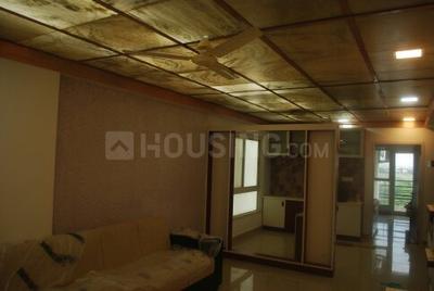 Gallery Cover Image of 1230 Sq.ft 2 BHK Independent Floor for buy in Tilawala for 2300000