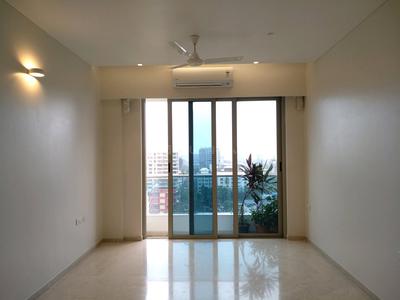 Gallery Cover Image of 1050 Sq.ft 2 BHK Apartment for buy in Bandra West for 58500000