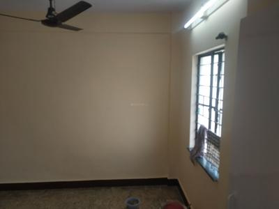 Gallery Cover Image of 600 Sq.ft 2 BHK Apartment for rent in Raj Plaza, Dhankawadi for 11500