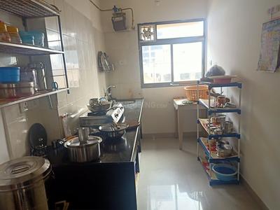 Gallery Cover Image of 670 Sq.ft 1 BHK Apartment for buy in Dadar West for 16600000