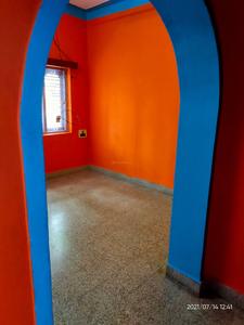 Gallery Cover Image of 1200 Sq.ft 2 BHK Apartment for rent in Kempegowda Nagar for 13000