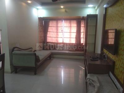 Gallery Cover Image of 650 Sq.ft 1 BHK Apartment for buy in Kandivali West for 10000000