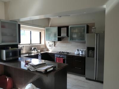 Gallery Cover Image of 900 Sq.ft 2 BHK Apartment for rent in Tardeo for 70000