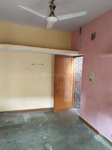 Gallery Cover Image of 450 Sq.ft 1 RK Apartment for buy in Chittaranjan Park for 1400000