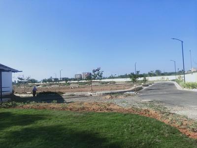 Gallery Cover Image of Sq.ft Residential Plot for buy in Nariyambakkam for 2362500