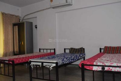 Bedroom Image of Mumbai PG in Malad West