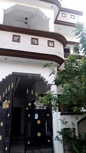 Gallery Cover Image of 1000 Sq.ft 3 BHK Independent House for buy in Rajajipuram for 4200000