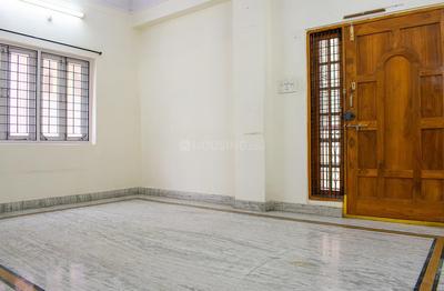 Gallery Cover Image of 2000 Sq.ft 3 BHK Apartment for rent in Padmarao Nagar for 23500