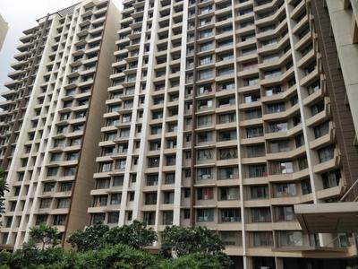 Gallery Cover Image of 1143 Sq.ft 2 BHK Apartment for buy in Kalpataru Aura, Ghatkopar West for 21500000