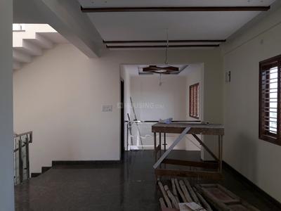 5+ BHK Independent House