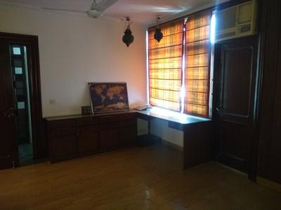 Gallery Cover Image of 4500 Sq.ft 4 BHK Independent Floor for buy in Saket for 50000000