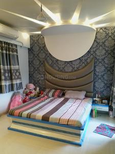 Gallery Cover Image of 1235 Sq.ft 2 BHK Apartment for buy in Thane West for 12500000