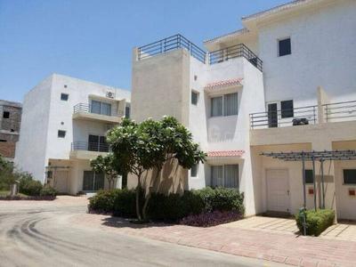Gallery Cover Image of 3008 Sq.ft 4 BHK Independent House for buy in Zeta II Greater Noida for 10550000