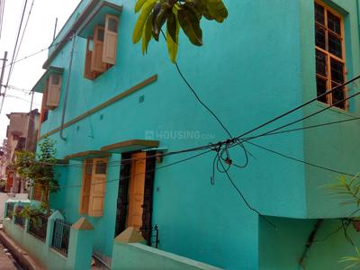 Building Image of Girls PG in Dum Dum