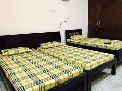 Bedroom Image of Tyagi PG in Vaibhav Khand