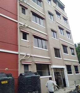 Gallery Cover Image of 560 Sq.ft 1 BHK Apartment for buy in Andheri West for 3500000