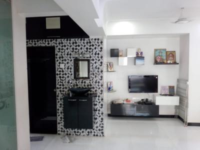 Gallery Cover Image of 1100 Sq.ft 2 BHK Apartment for buy in Thane West for 15000000