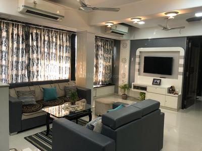 Gallery Cover Image of 1200 Sq.ft 3 BHK Apartment for buy in Kopar Khairane for 20000000