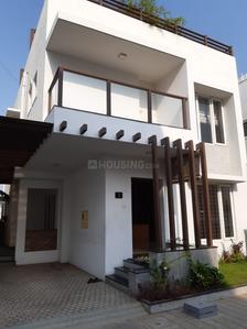 Gallery Cover Image of 1650 Sq.ft 3 BHK Independent House for buy in Pallikaranai for 13000000