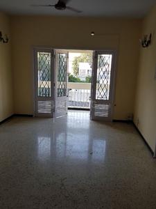 Gallery Cover Image of 1620 Sq.ft 3 BHK Apartment for buy in Nungambakkam for 19999999