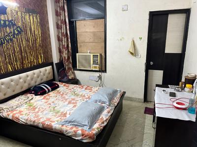 BHK Flat for rent in Karol Bagh, Delhi Central 1321 Sqft