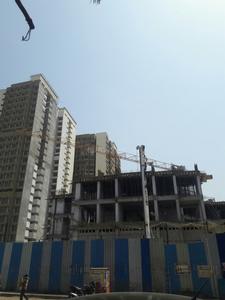Gallery Cover Image of 650 Sq.ft 1 BHK Apartment for buy in Kandivali West for 9800000
