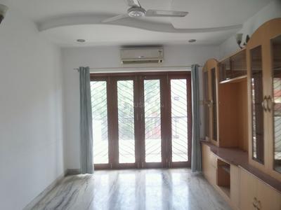 Gallery Cover Image of 1640 Sq.ft 3 BHK Apartment for buy in T Nagar for 22500000