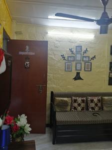 Gallery Cover Image of 250 Sq.ft 1 BHK Independent House for buy in Khar West for 9000000