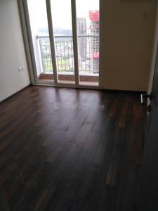 Gallery Cover Image of 1300 Sq.ft 3 BHK Apartment for buy in Mulund West for 24800000