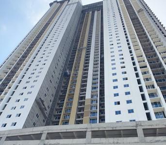 Gallery Cover Image of 2399 Sq.ft 3 BHK Apartment for buy in Lower Parel for 75000000