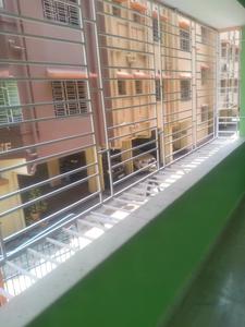Gallery Cover Image of 635 Sq.ft 2 BHK Apartment for rent in Chinar Park for 7000