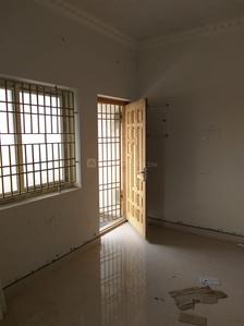 Gallery Cover Image of 1252 Sq.ft 3 BHK Independent Floor for buy in Kolathur for 7086000