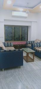 Gallery Cover Image of 980 Sq.ft 2 BHK Apartment for buy in Malad West for 17500000