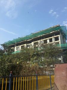 Gallery Cover Image of 950 Sq.ft 2 BHK Apartment for buy in Andheri West for 18000000